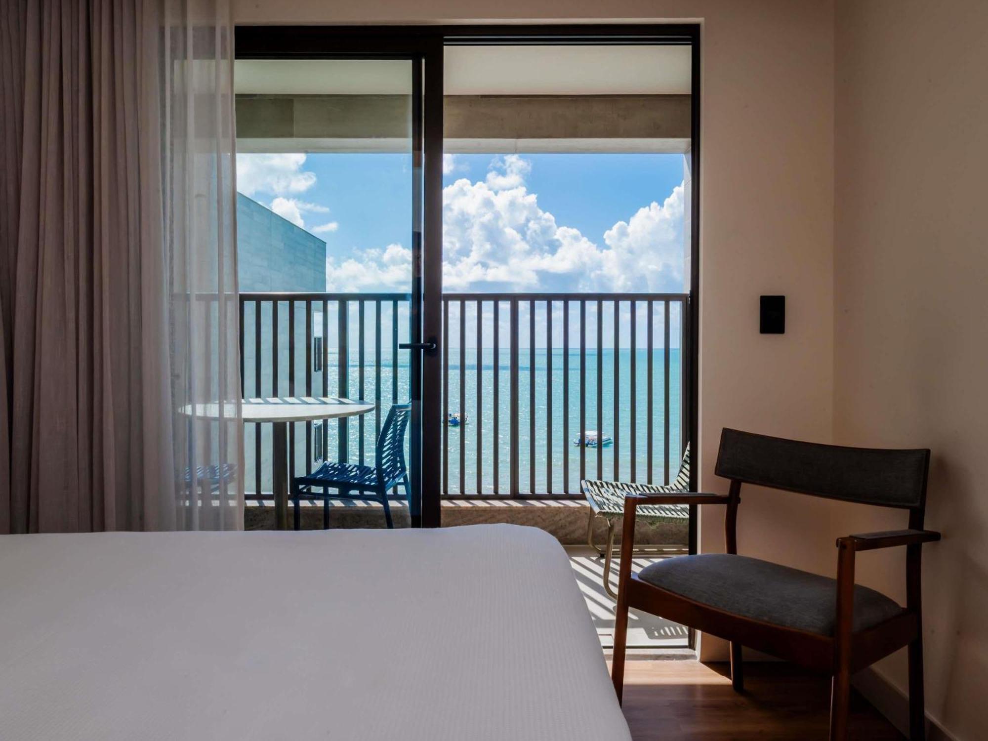 Ibis Styles Maragogi - O Primeiro Ibis Styles Pe Na Areia Do Brasil Exterior photo